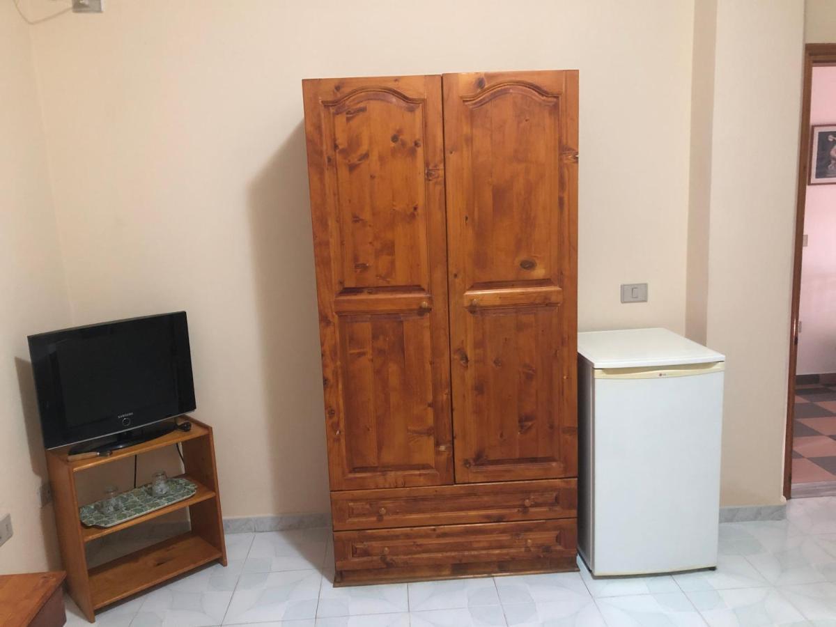 佩佩托酒店 Durrës 外观 照片