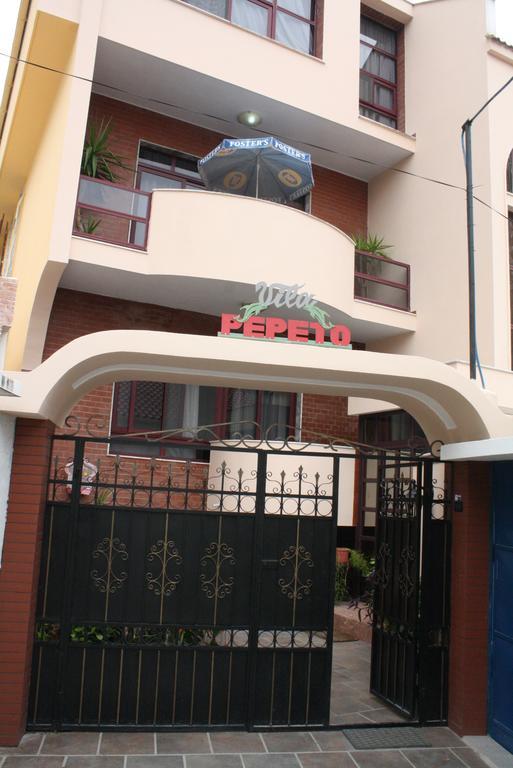 佩佩托酒店 Durrës 外观 照片
