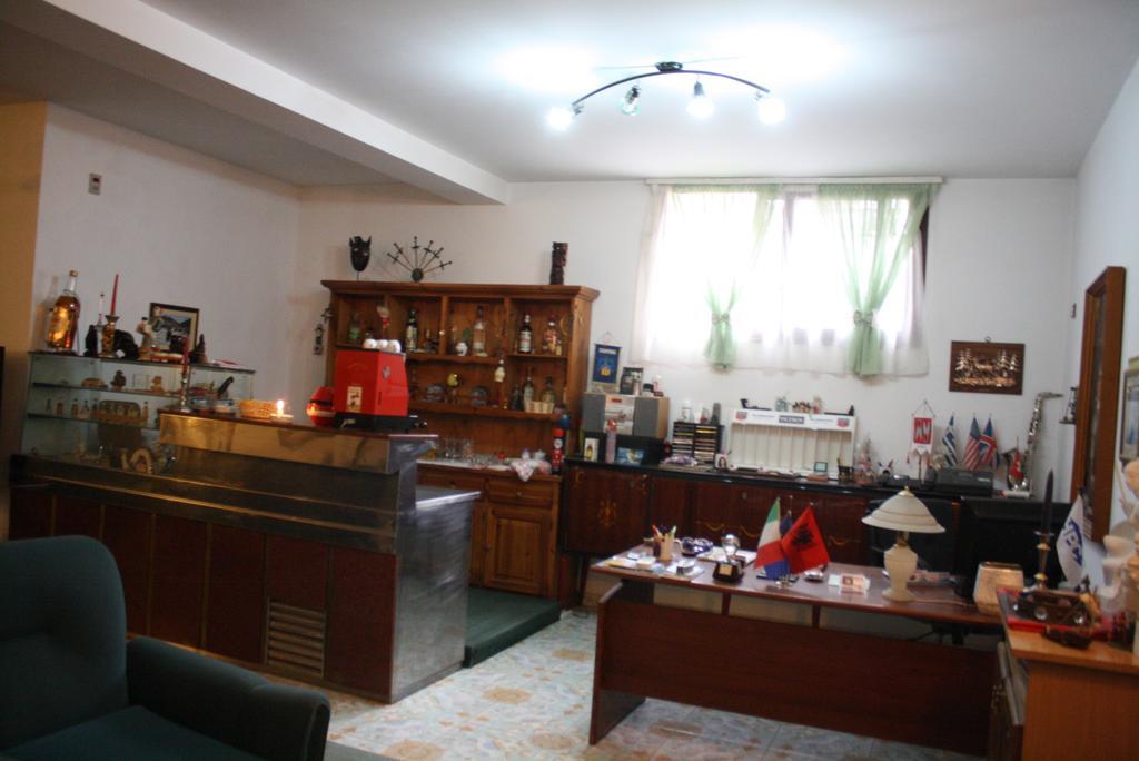 佩佩托酒店 Durrës 外观 照片